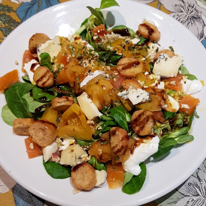 Salade fromage croutons