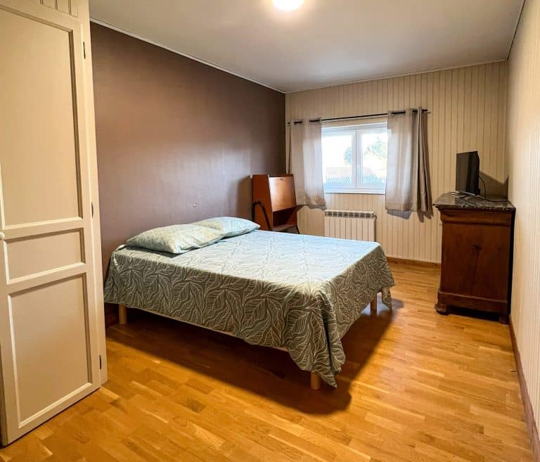 Chambre 2 de l'Appart Hôtel à Marsac-en-Livradois
