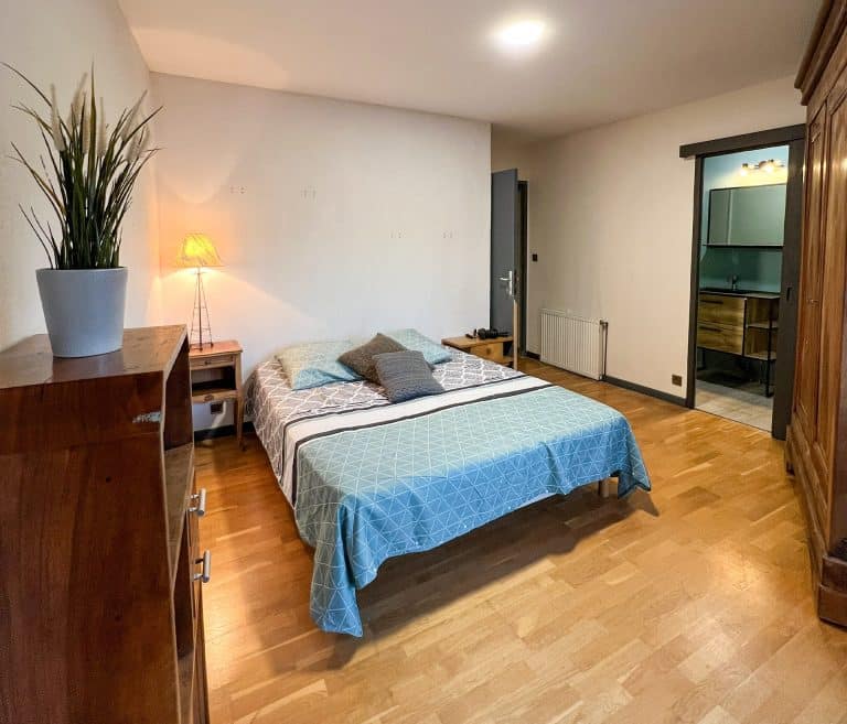 Chambre 3 appart hôtel Marsac-en-Livradois