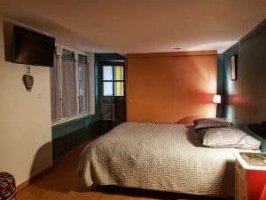 Chambre victoire lit double le Riolet Marsac en Livradois